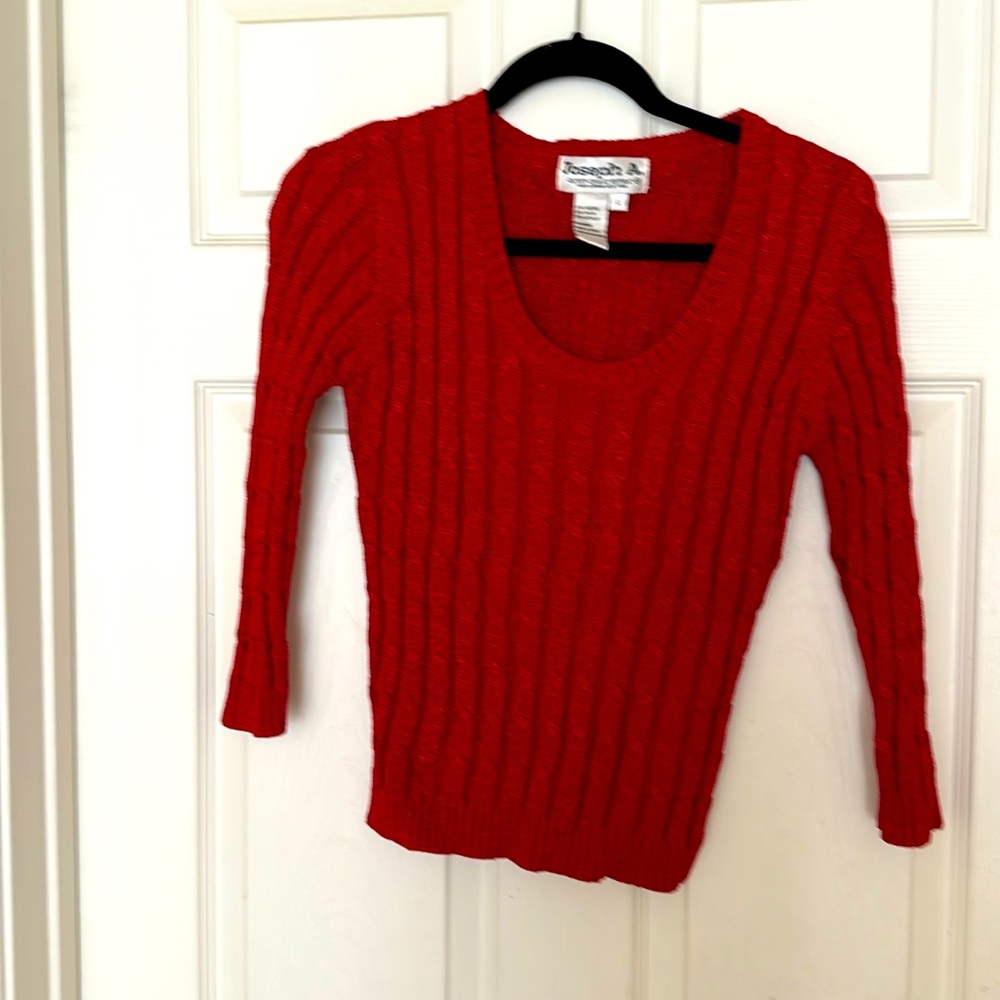 Red sweather